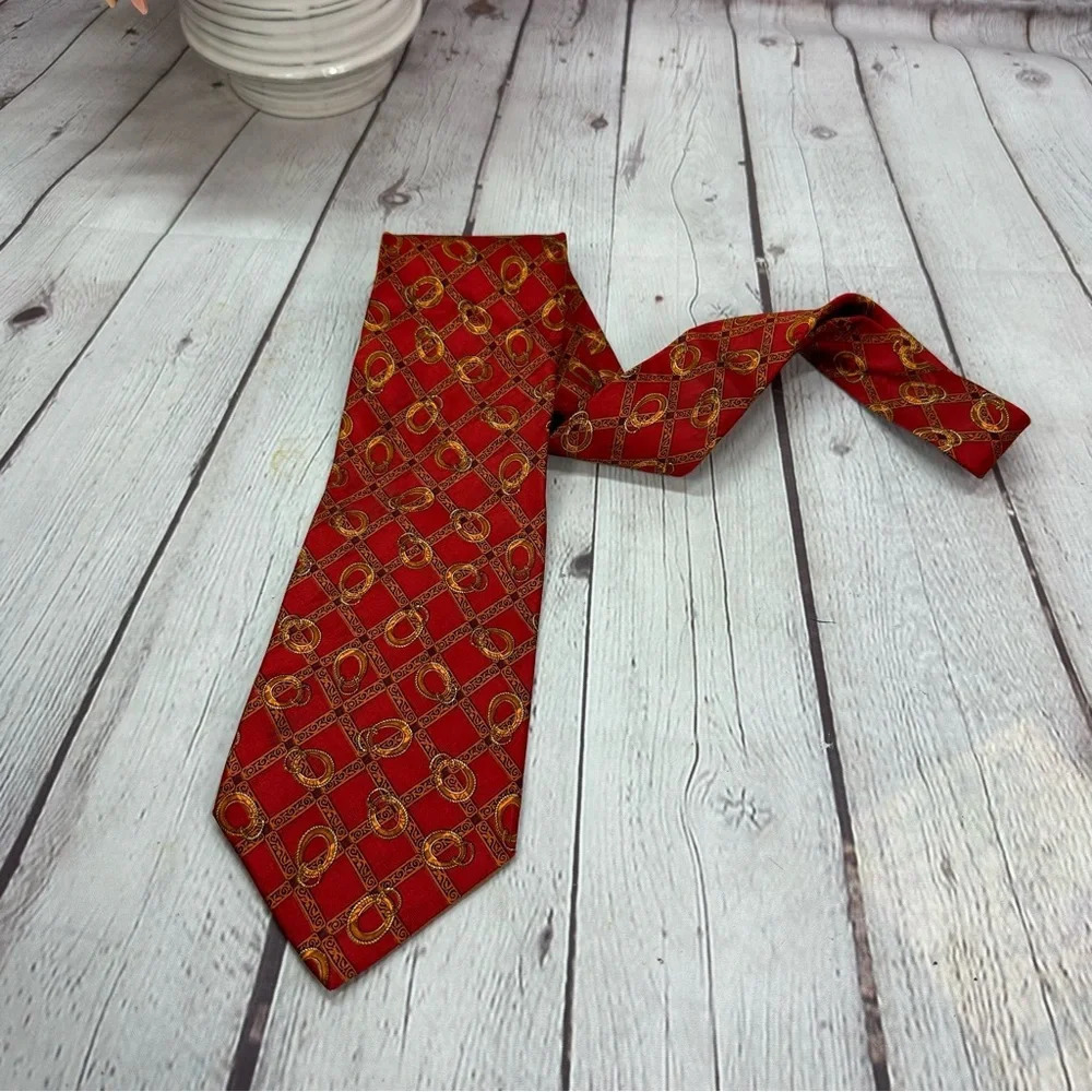 valentino cravatte silk necktie equestrian print deginer luxury made in italy